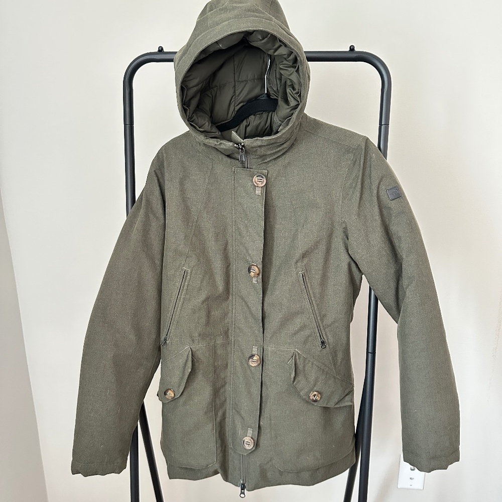 THE NORTH FACE PARKA JACKET- GREEN